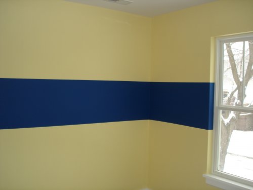 Horizontal Striping painting wall design
